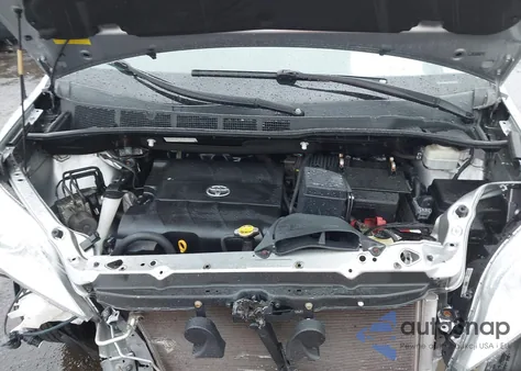 2011 Toyota Sienna Le z USA, uszkodzony, nr VIN 5TDKK3DC7BS165746